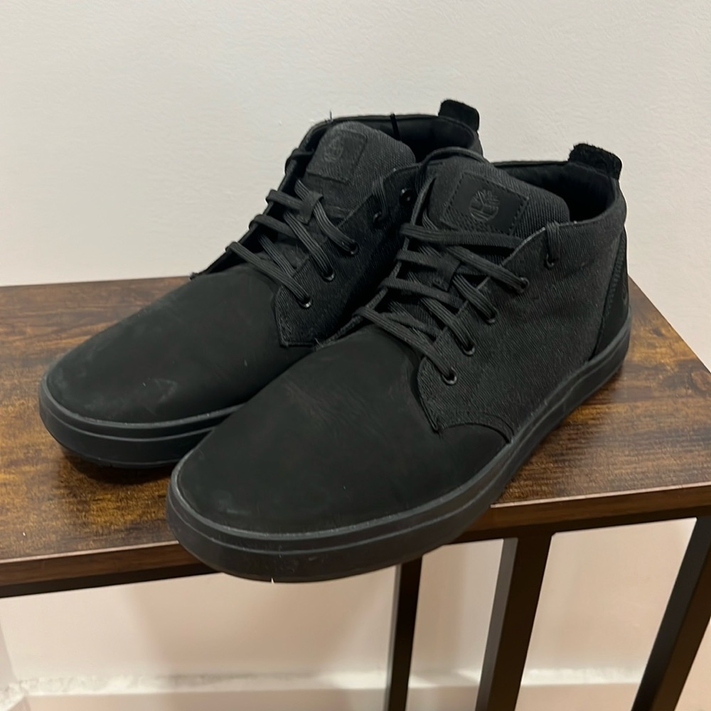 Timberland Men’s Davis Chukka Boots. Black on black. Size 13. Like New.